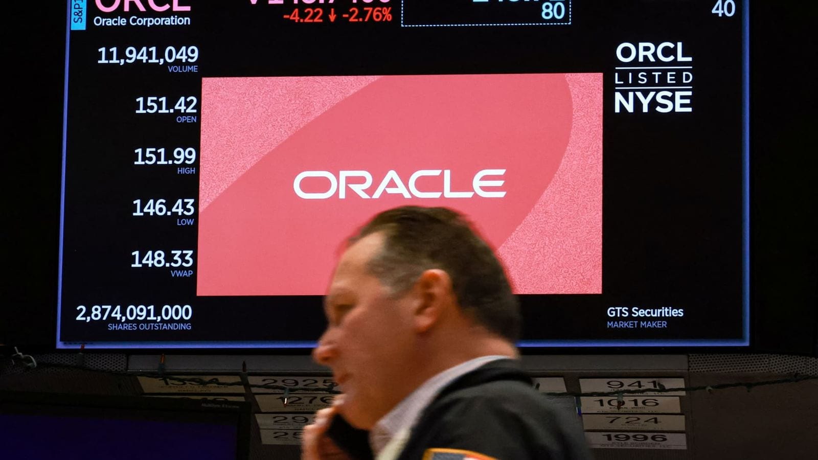 Oracle Cuts 21,000 Jobs to Fund AI Expansion