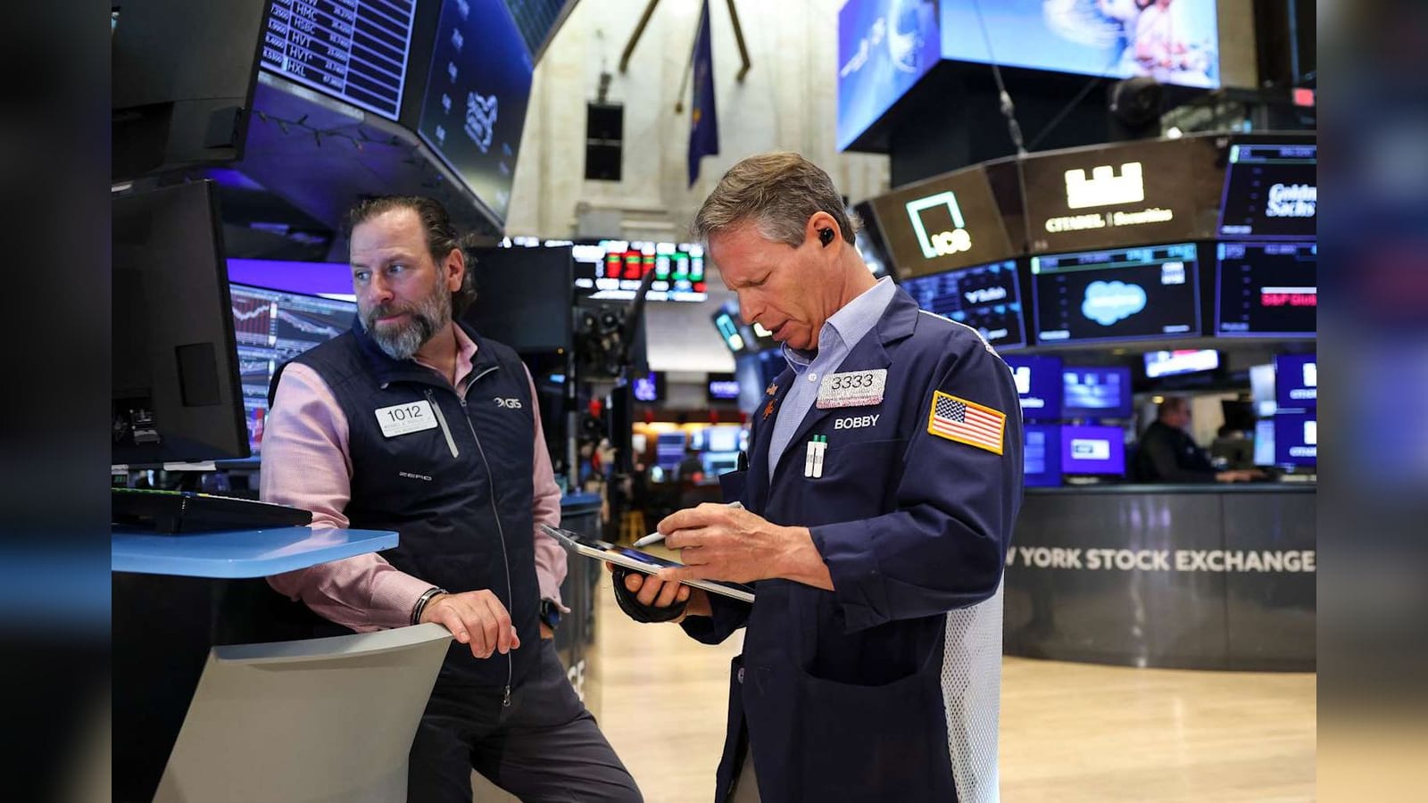 BofA: S&P 500 Flashing 3-Wave Correction Signals