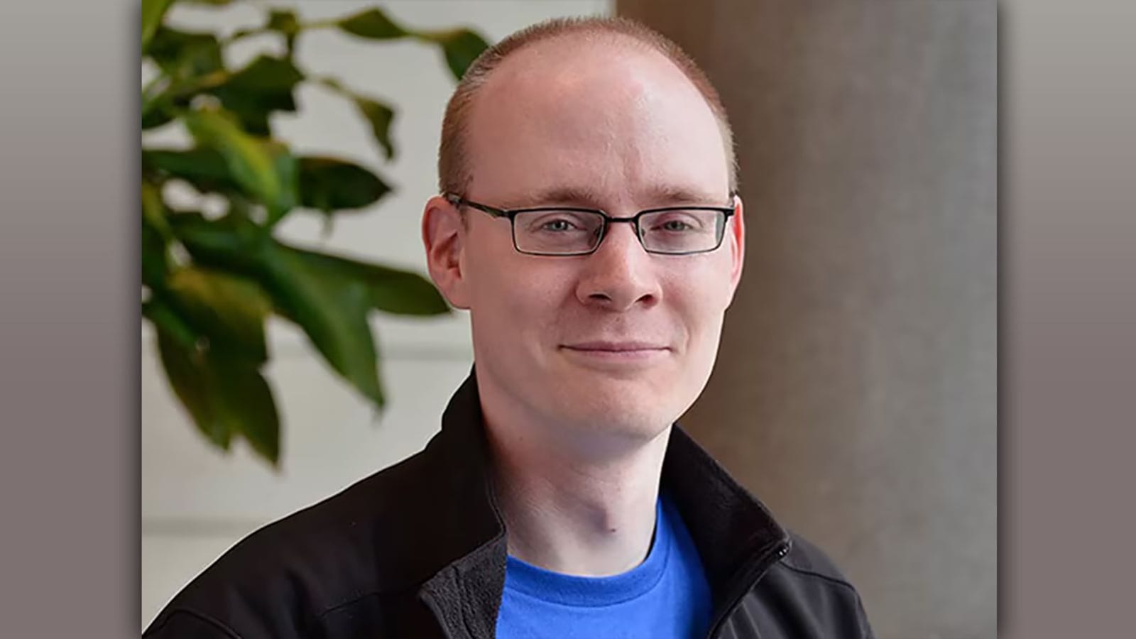 Apple Vision Pro Chief Joins OpenAI Hardware Team